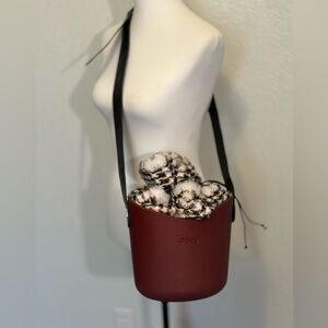 O BAG Super Cute Crossbody With Cinch Faux Fur GUC